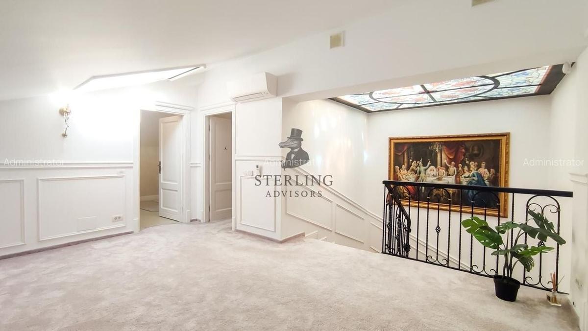 Vila restaurata in cel mai mic detaliu - zona centrala - 39