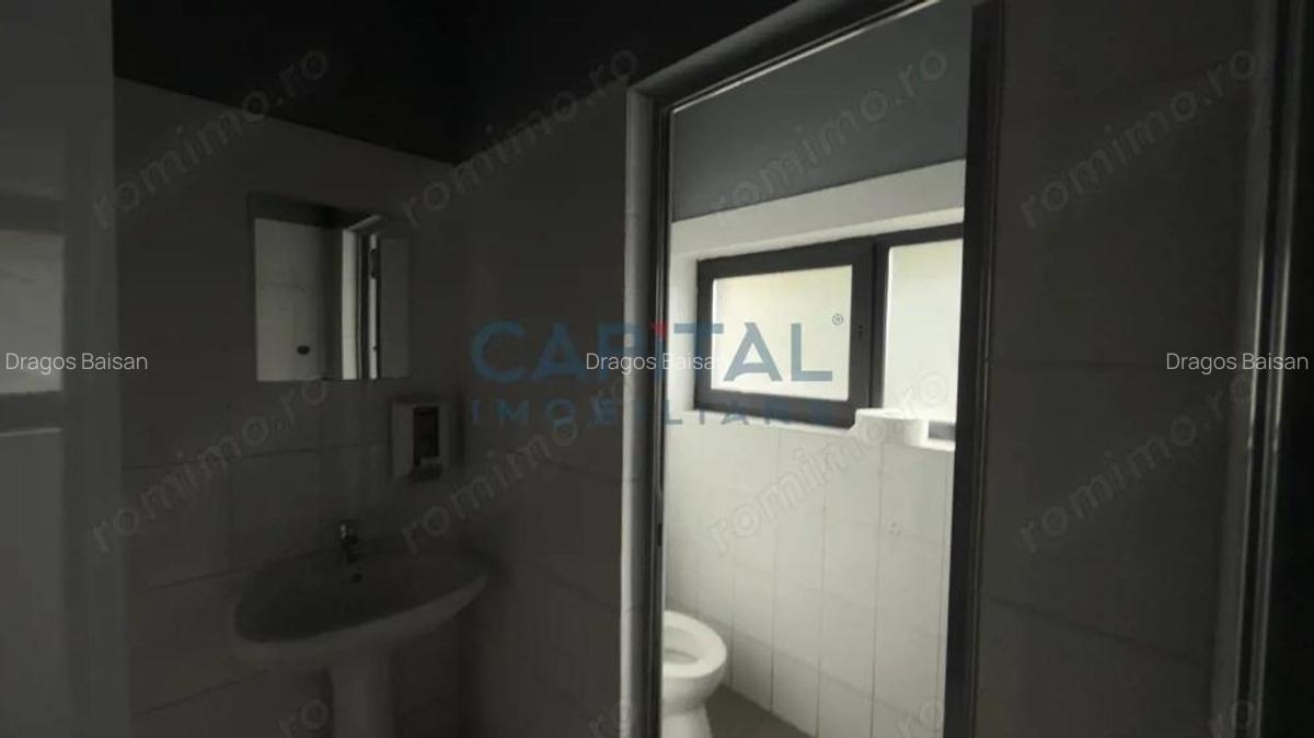 Spatiu comercial, cladire noua, 2 parcari, acces din strada principala! - 1