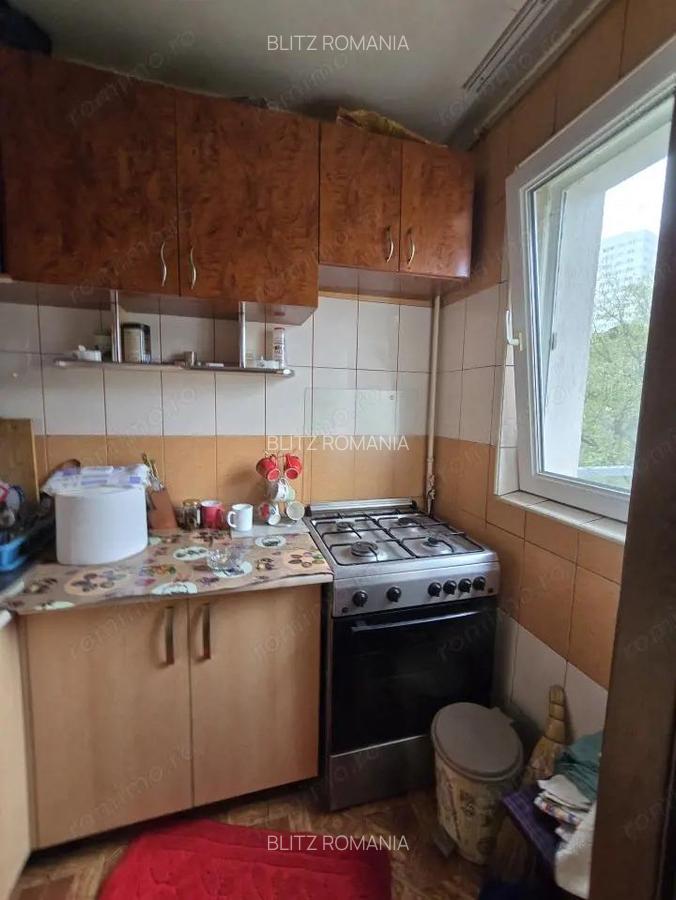 Garsoniera in vestul ora?ului acces excelent, etaj 1 - 5