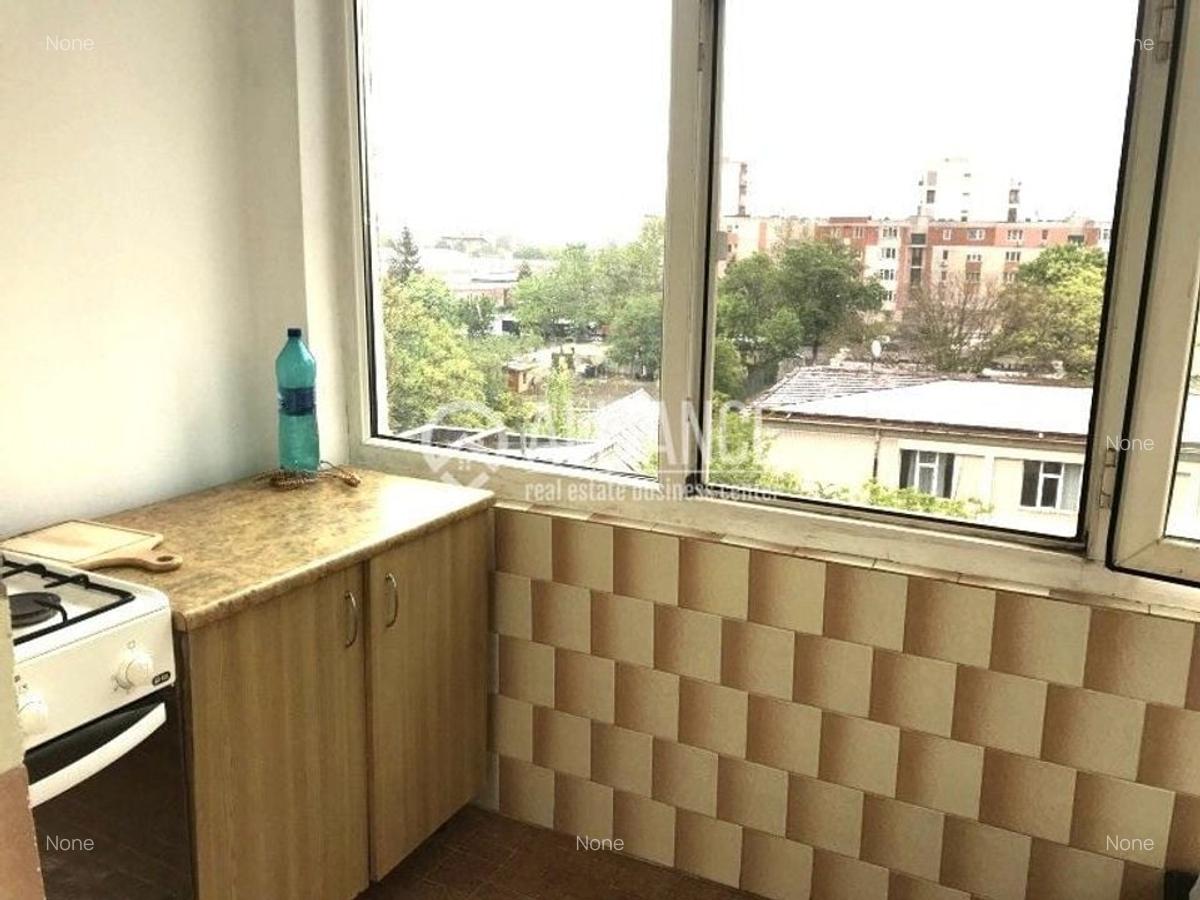 GARA-ABATOR- Apartament de 3 camere foarte spatios si luminos! - 9