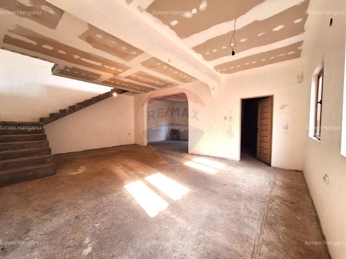 Casa / Vila de vanzare la gri - Bajani jud.Buzau - 2