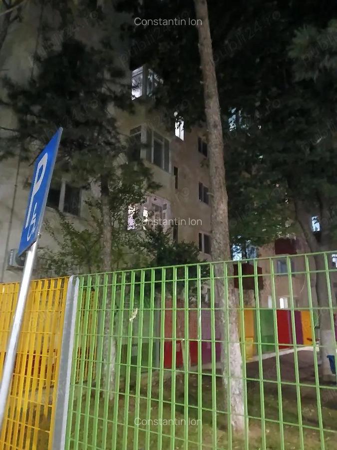 Vind apartament 2 camere Luica Giurgiului ,etaj 5din 10 - 1