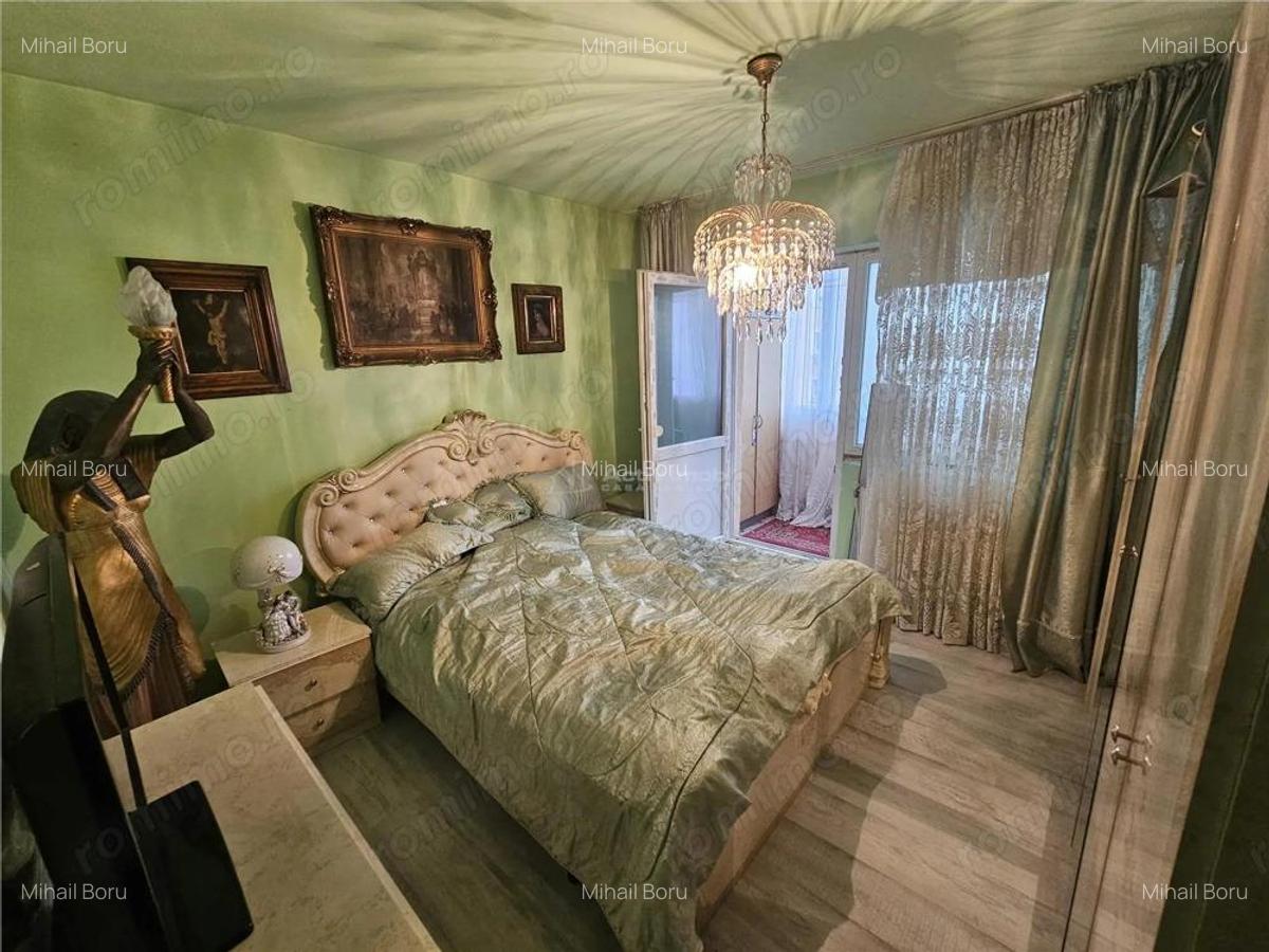 Resita, 3 Cam. Dec., Micro 4 - 3