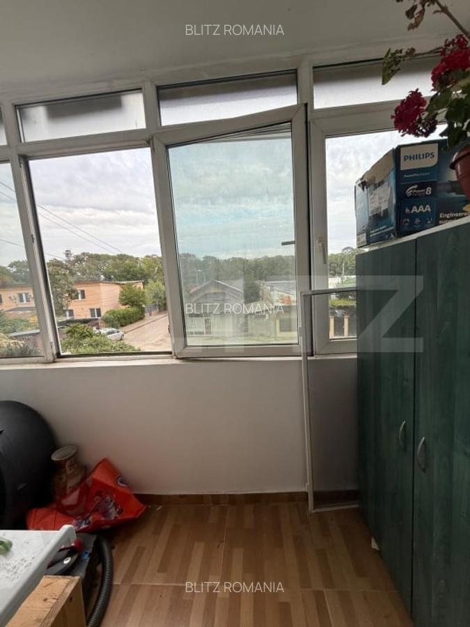 Apartament de vanzare, cu 2 camere, 60 mp, zona Sala Sporturilor, etaj 1/4 - 6