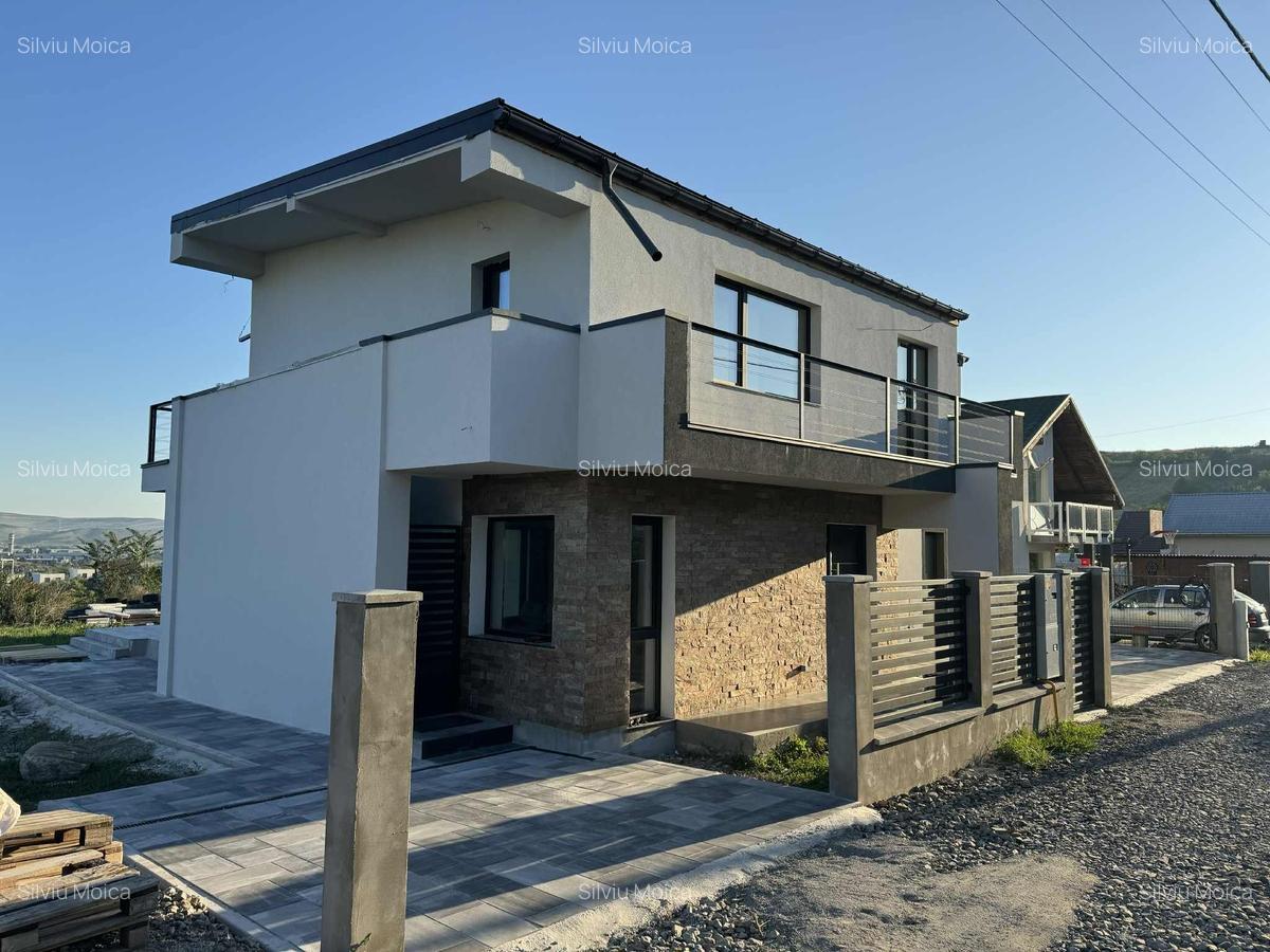 Duplex modern în Dezmir ( pentru familii extinse )! - 1