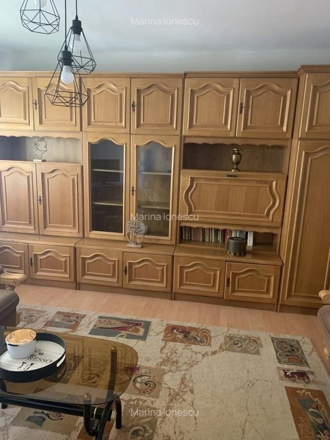 Proprietar, închiriez două camere în Racadaui, intrare Str Eftim intrare - 2