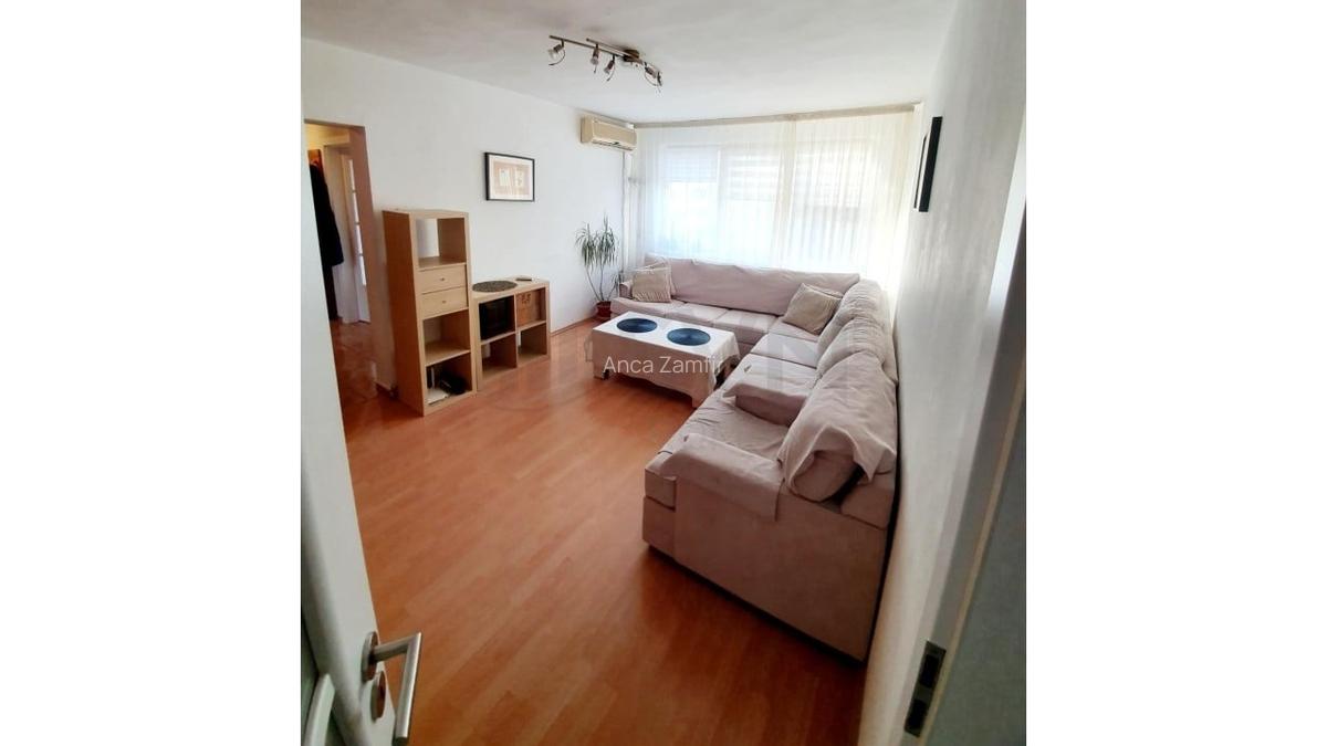 Apartament cu 3 camere semidecomandat în Teiul Doamnei - 7