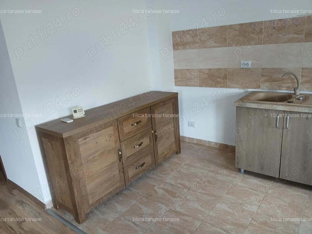 Apartament cu doua camere decomandat 51 mp sect 5 - 8