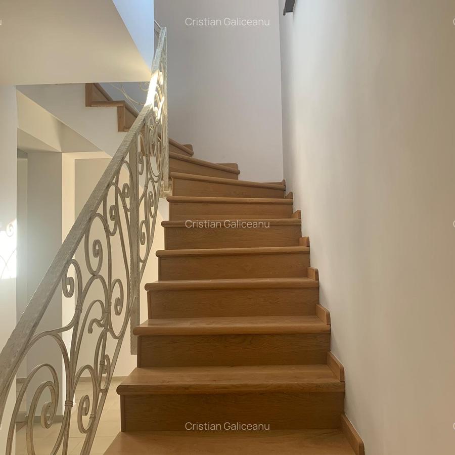 Casă de vânzare Săcele - 8