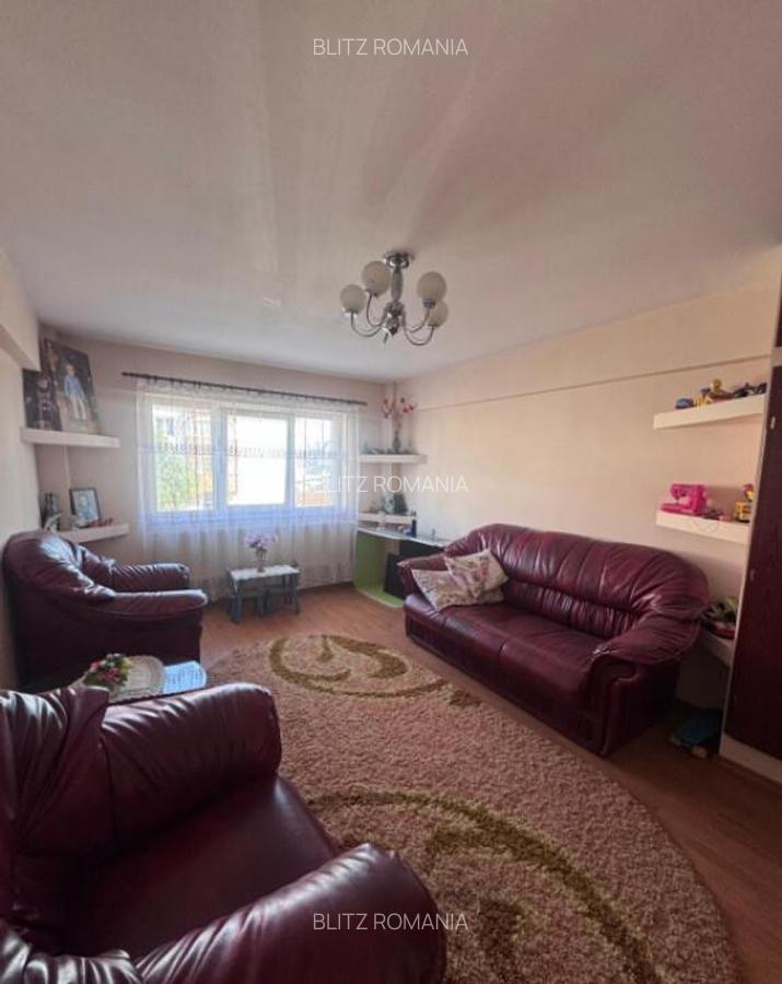 Apartament 2 camere, central , Radauti - 9