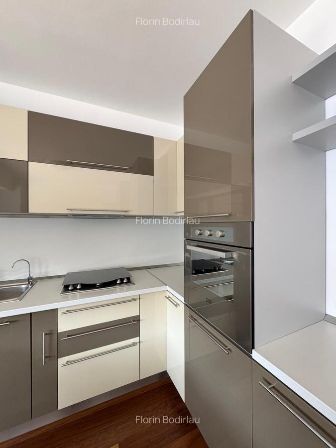 Kiseleff-Arcul de Triumf // 3 camere // 155mp // 3 locuri de parcare + boxa // - 10