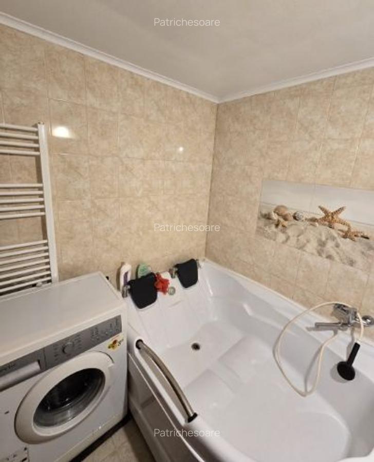 Apartament mobilat si utilat 3 camere decomandat Aparatorii Patriei  120 000 EU - 4