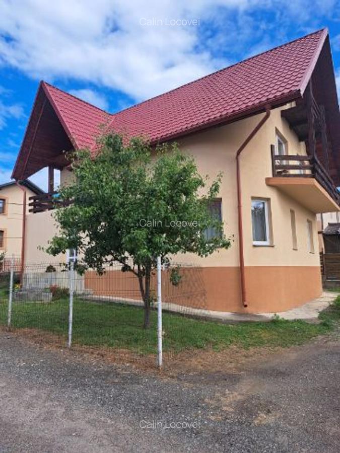 Casa cu etaj + teren in burdujeni - 2