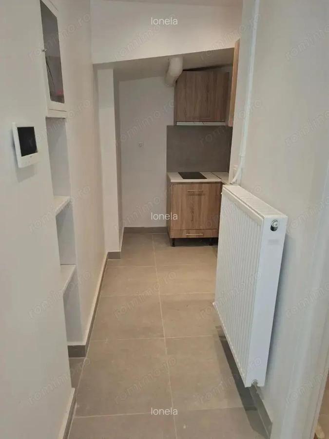 Spatiu comercial de inchiriat in zona Crangasi - 1