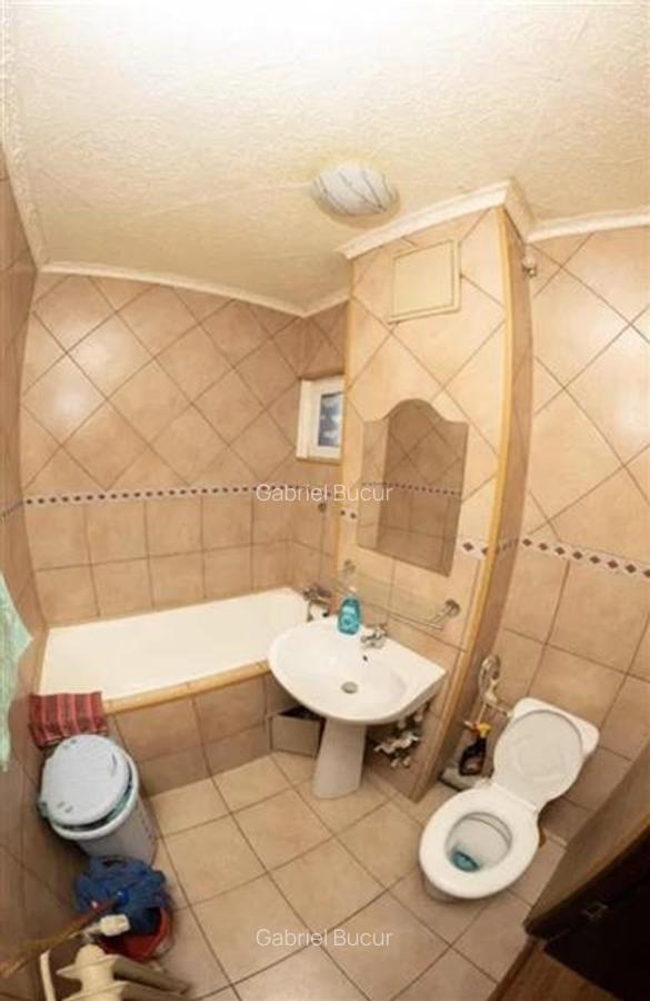Vanzare Apartament 3 Camere Decomandat Sos.Giurgiului - 3