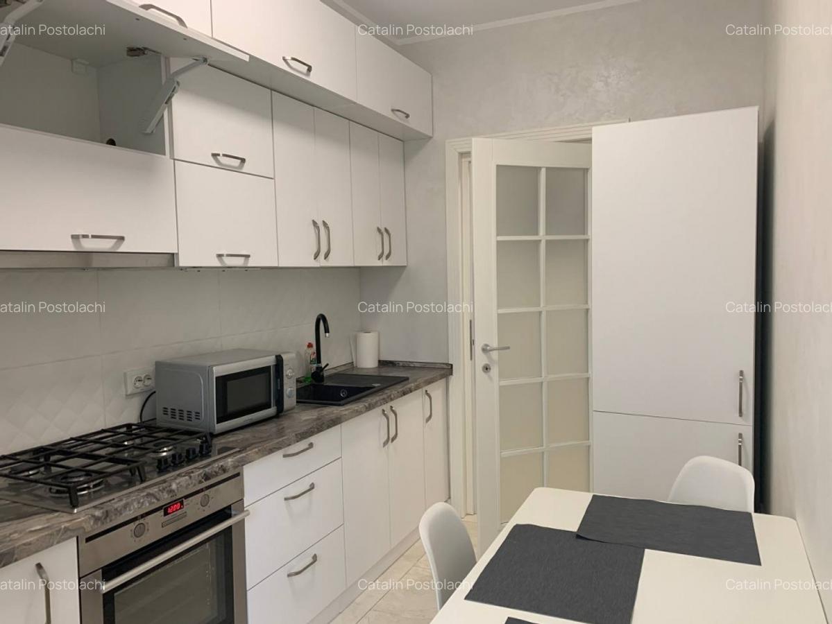 Apartament cu 2 camere | Royal Town, Copou - 10