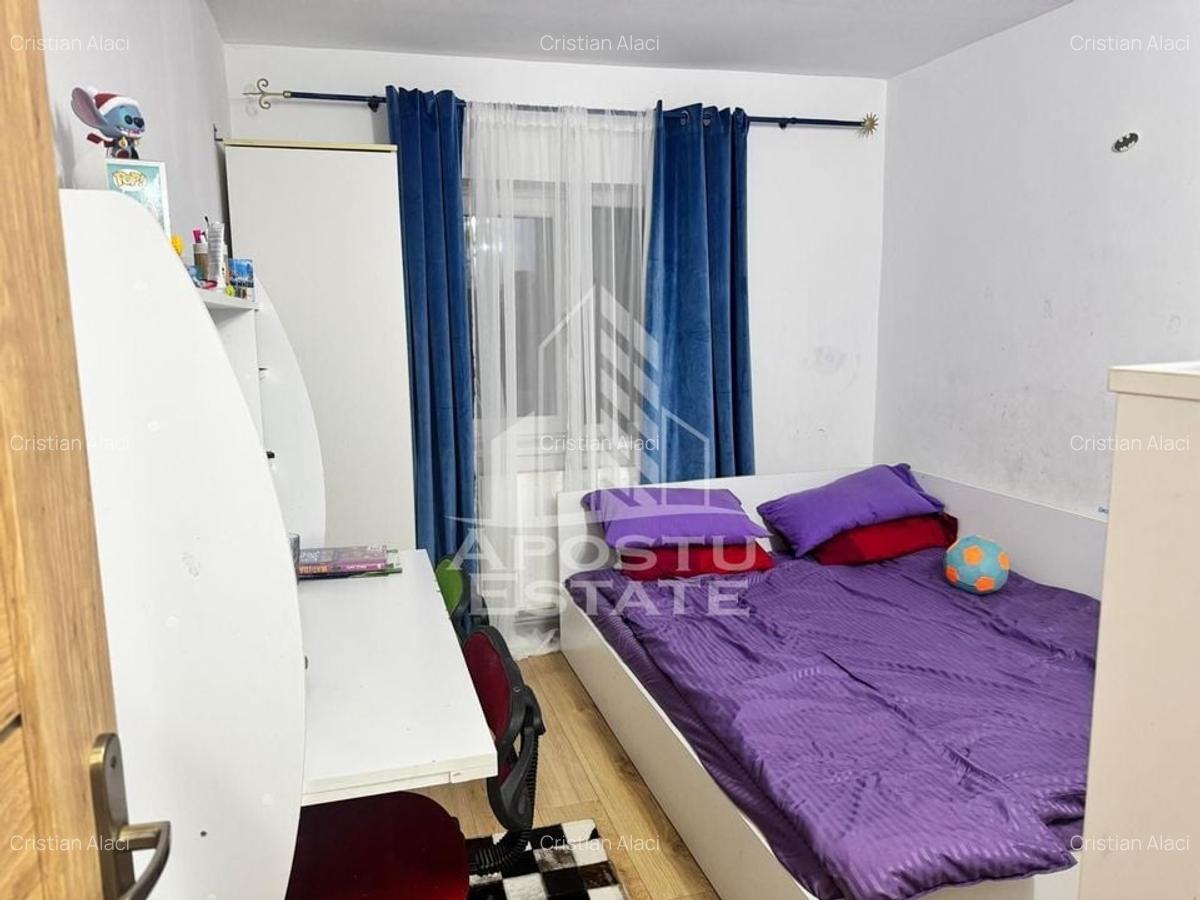 Apartament cu 3 camere, centrala proprie, zona Lipovei - 9