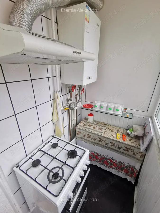 Proprietar vand apartament 2 camere, decomandat, etaj 1, izolat termic, Campulung Muscel - 4