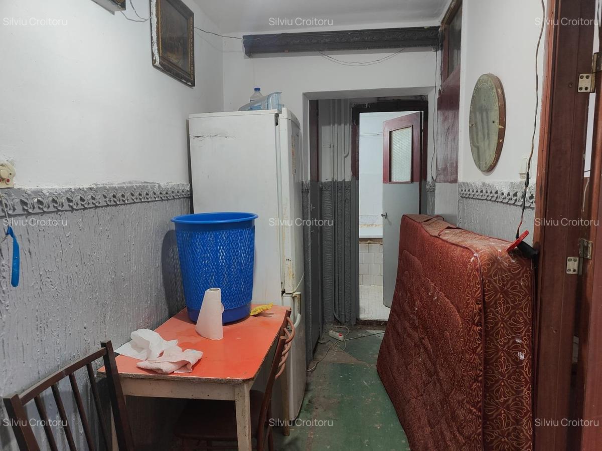 Apartament cu 2 camere decomandat în 13 Septembrie - 4