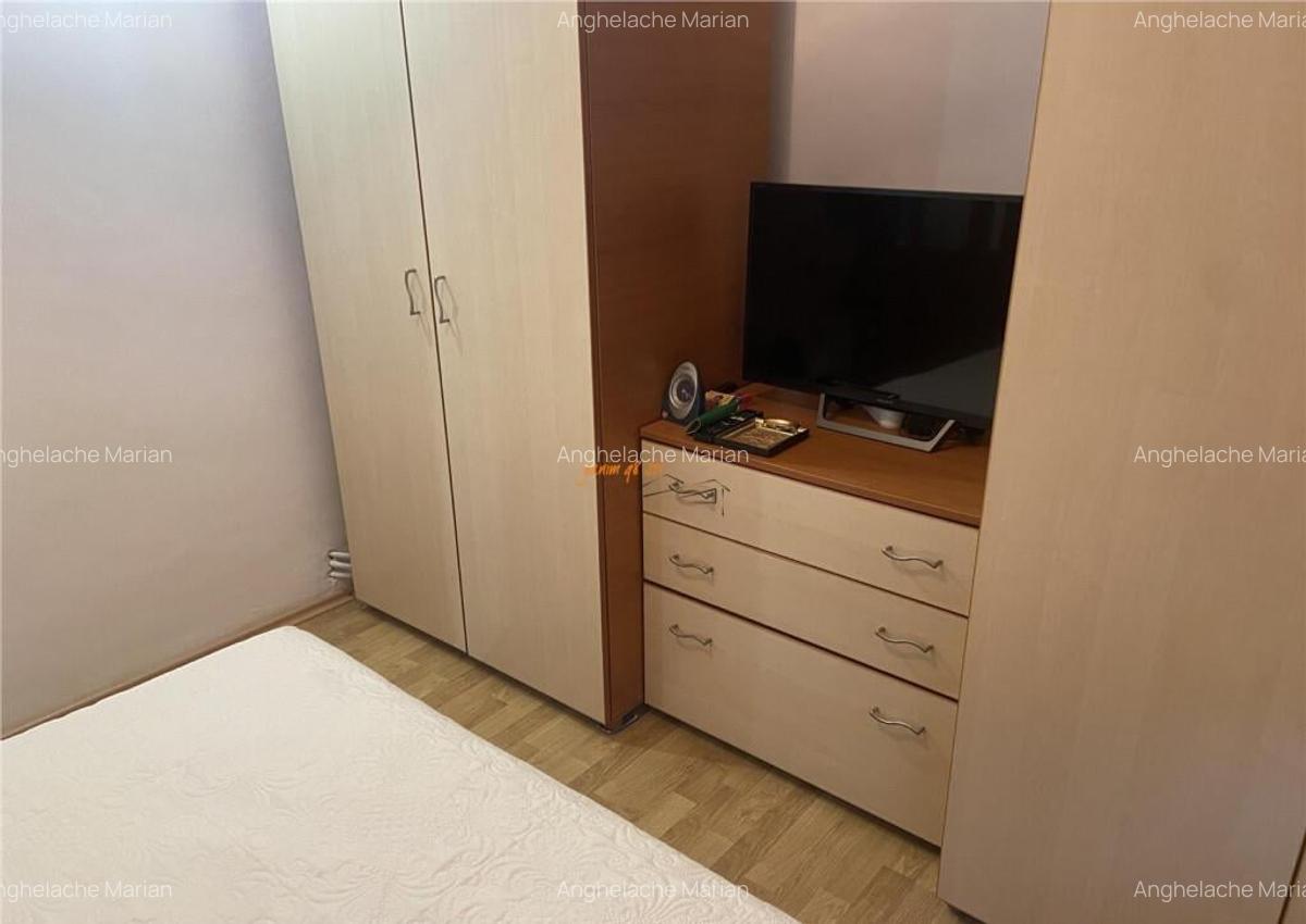 Apartament 3 camere , zona cartier Sud ,et 2/4 , decomandat - 6