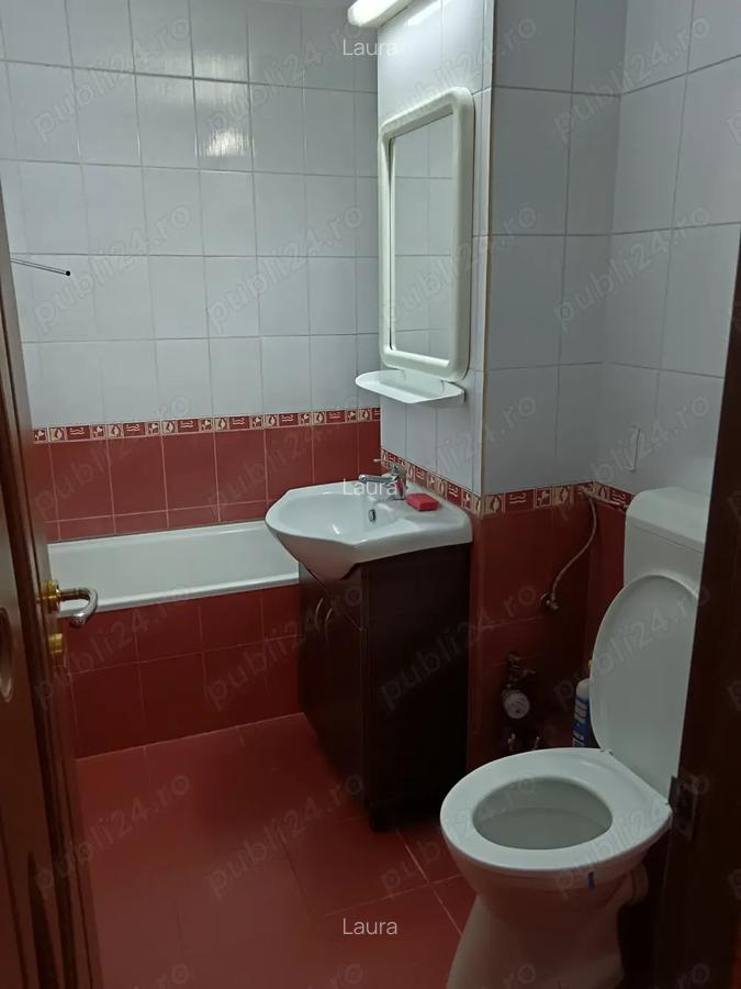 Proprietar inchiriez apartament 2 camere decomandat,zona Girocului - 3