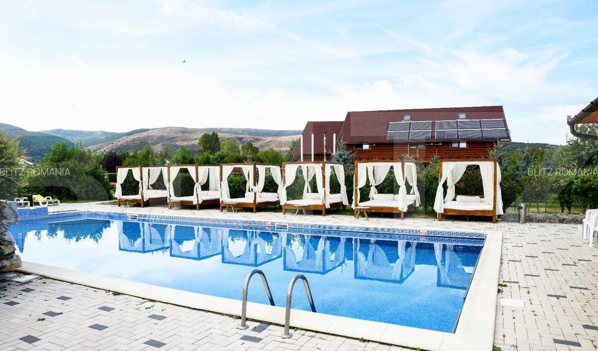 Proprietate HORECA cu sala de evenimente moderna, intr-o oaza de liniste - 5