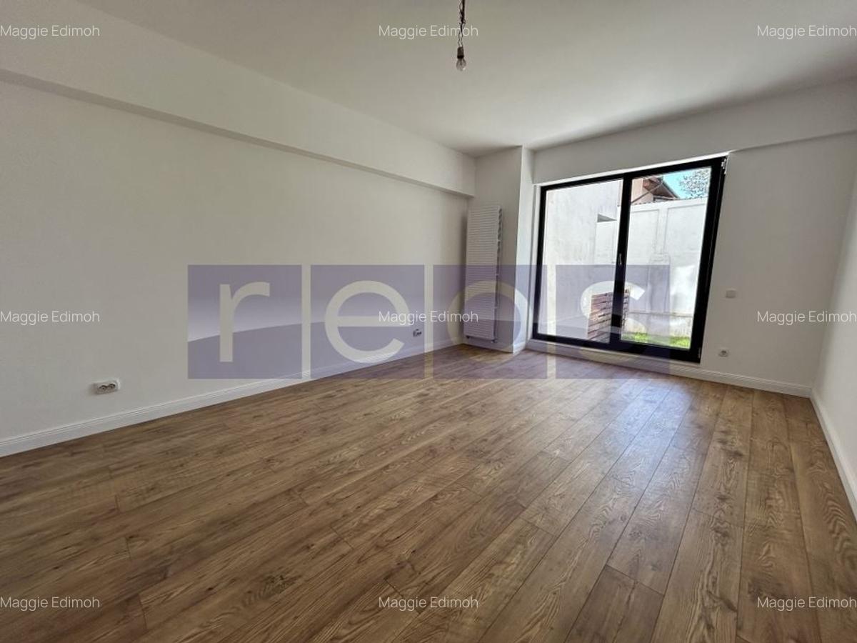 Apartament cu 3 camere decomandat în Andronache - 3