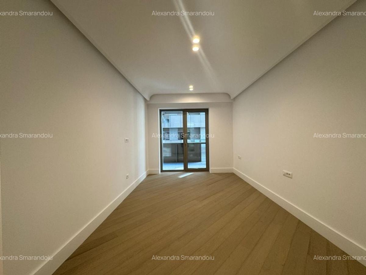 Apartament cu 3 camere semidecomandat în Iancu Nicolae - 3