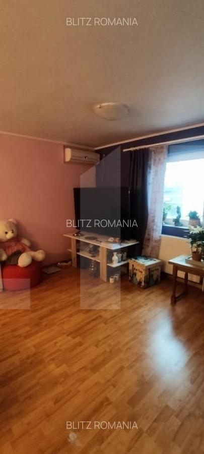 Casa moderna cu terasa si curte amenajata, centru Berceni - 9