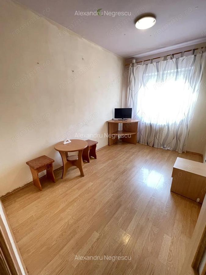 Lipovei | 3 camere | Decomandat | Mobilat-Utilat | Acoperi? - 12