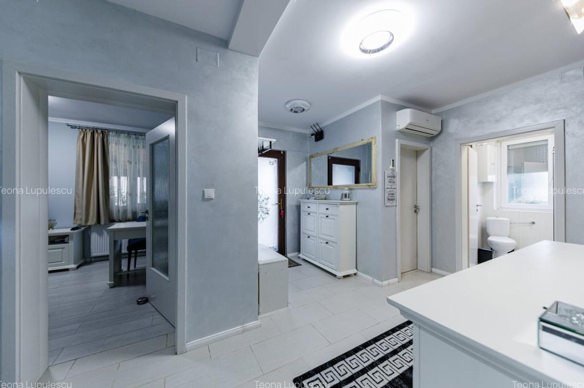 Casa individuala + studio, teren 555 mp - Giroc. Comision 0 - 16
