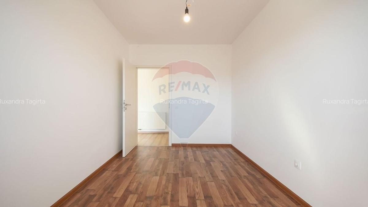 Apartament nelocuit cu priveliste deosebita|parcare|boxa - 8