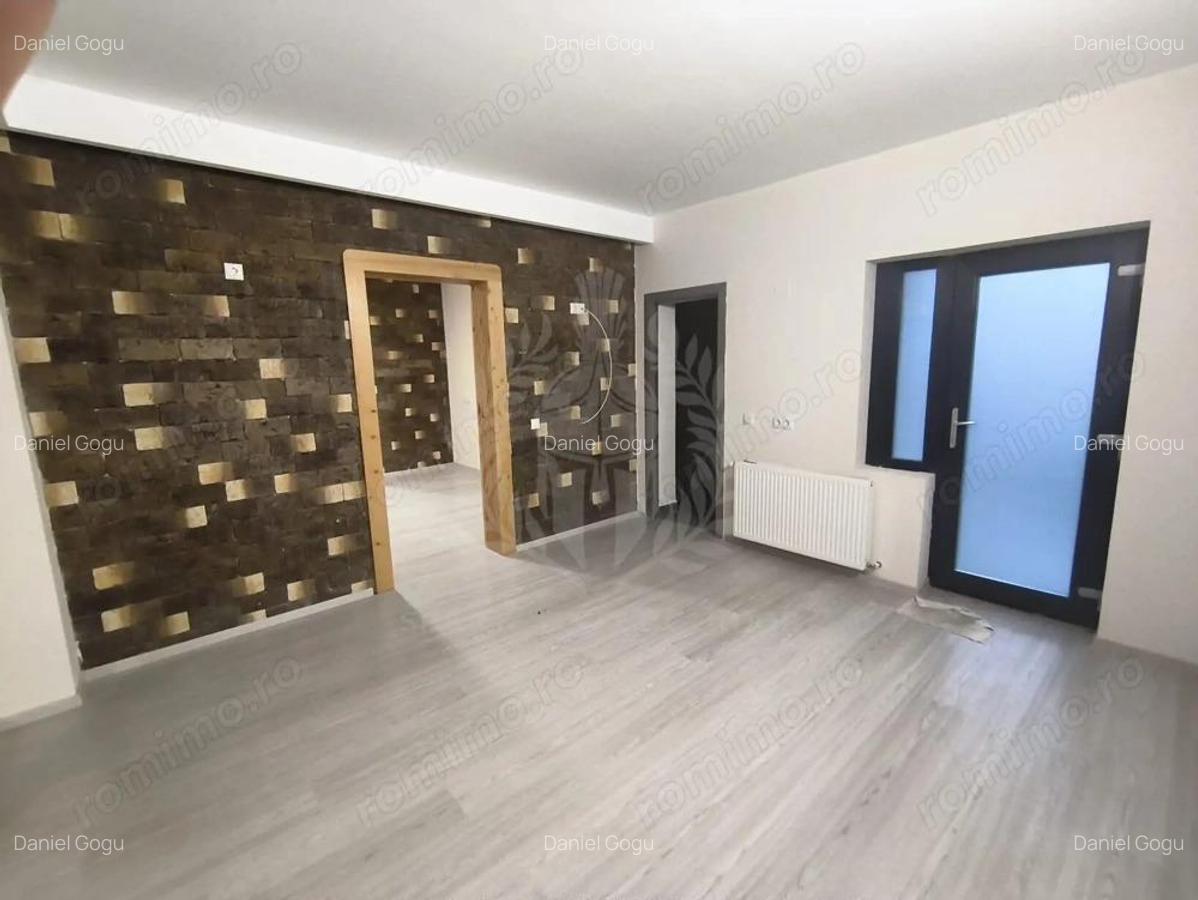 CASA 5 CAMERE //ZONA CARAIMAN - 3