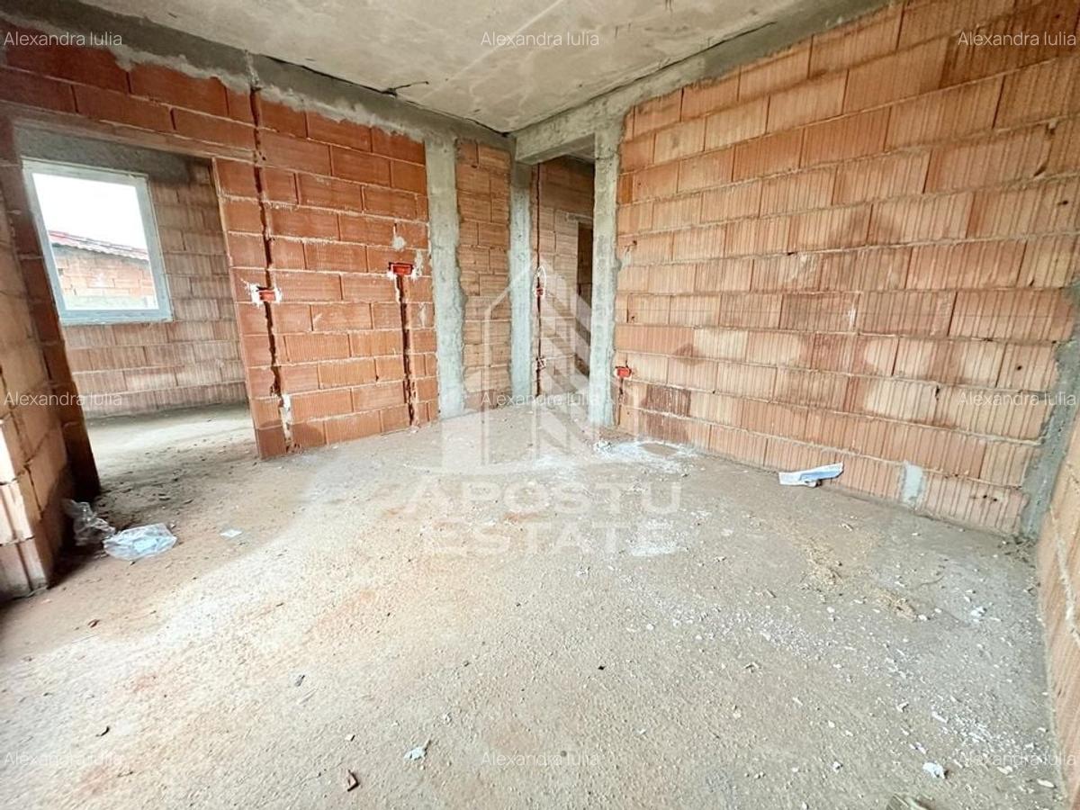 Duplex despartit prin baie si hol cu 3 dormitoare si dressing in Giroc - 1