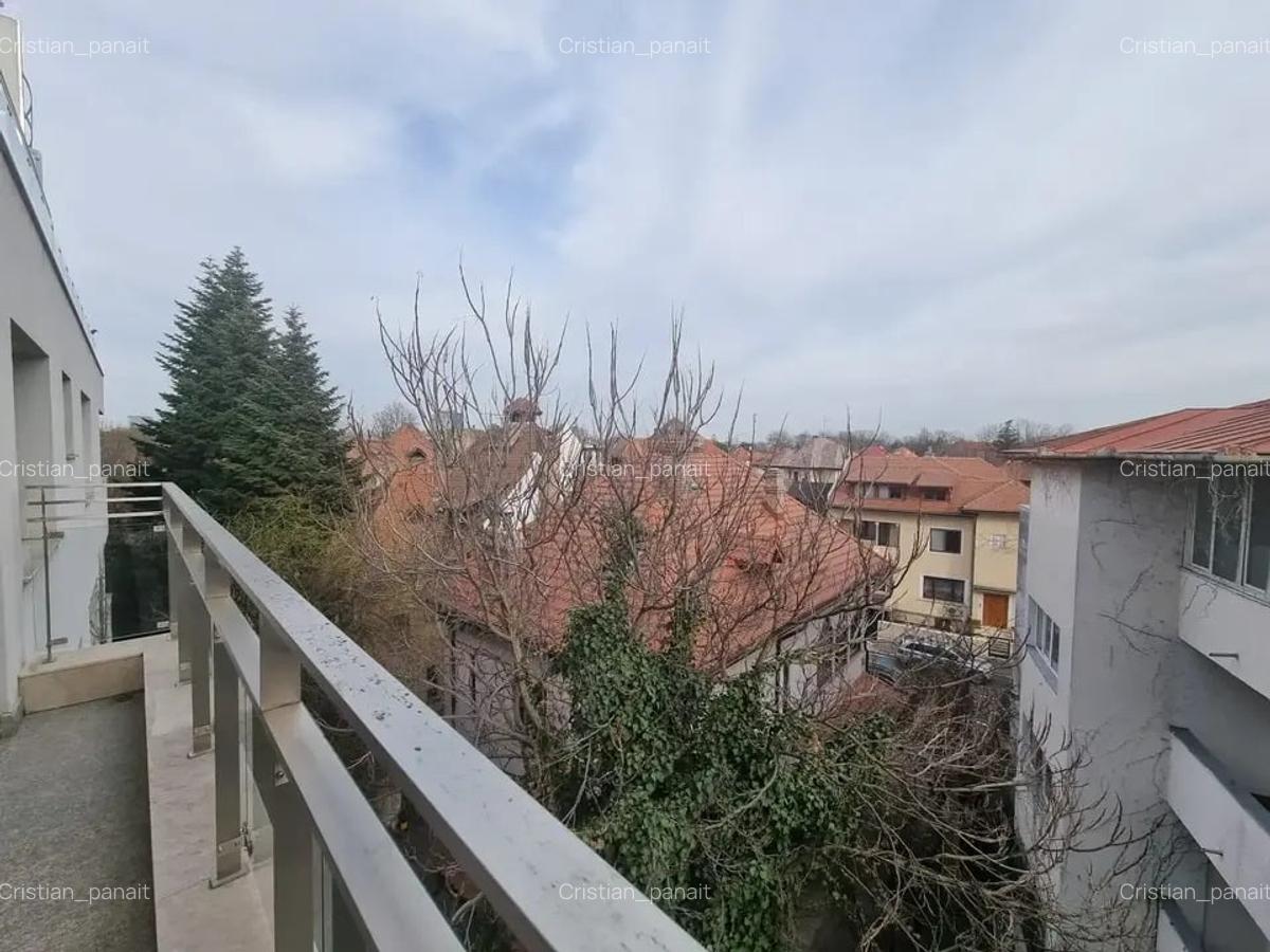 Apartament cu 5 camere decomandat în Kiseleff - 20