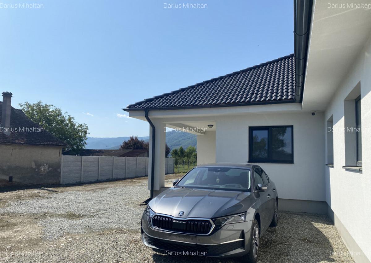 Casa noua Sacel 142 mp, teren 2000 mp, priveliste munti si a - 2
