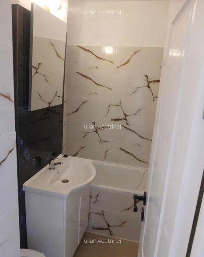 APARTAMENT 3 CAMERE, SEMIDECOMANDAT, ETAJ 2, RENOVAT RECENT, - 11