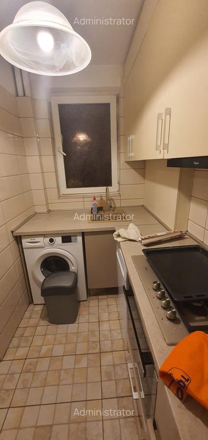 VANZARE APARTAMENT 2 CAMERE-SALA PALATULUI -STR ION CAMPINEANU - 4