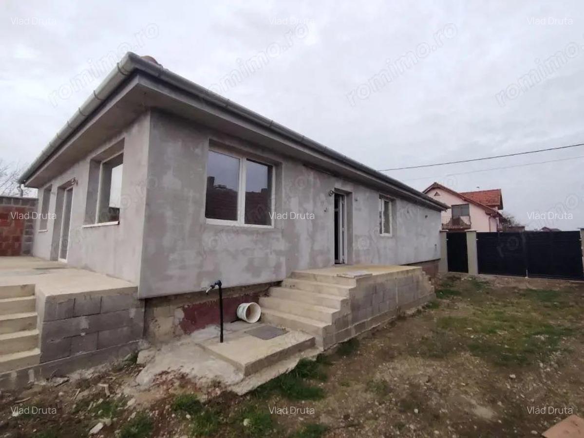 Casa de vanzare in Tarian - 2