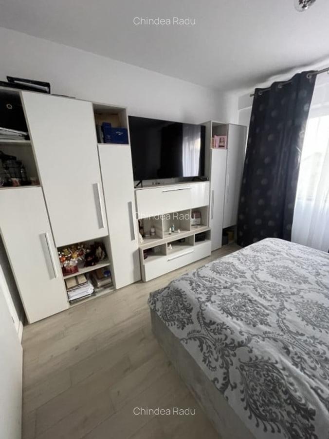 Sat Giroc apartament la etajul 1 - 2