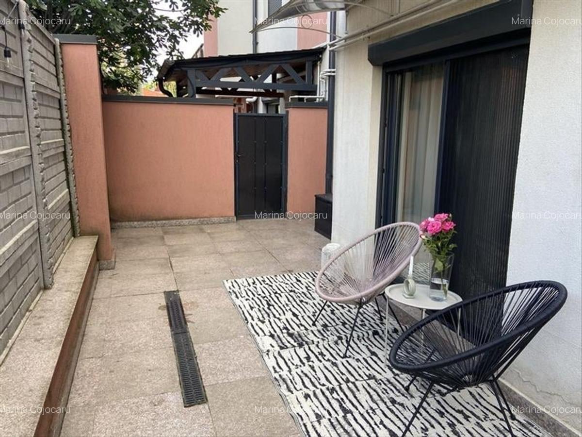2 Camere, Domenii (str. Soveja), Curte (28 mp), Centrala, 5 min Metrou 1 Mai - 6