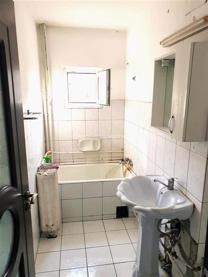 Apartament cu 3 camere Velenta, strada Razboieni - 11