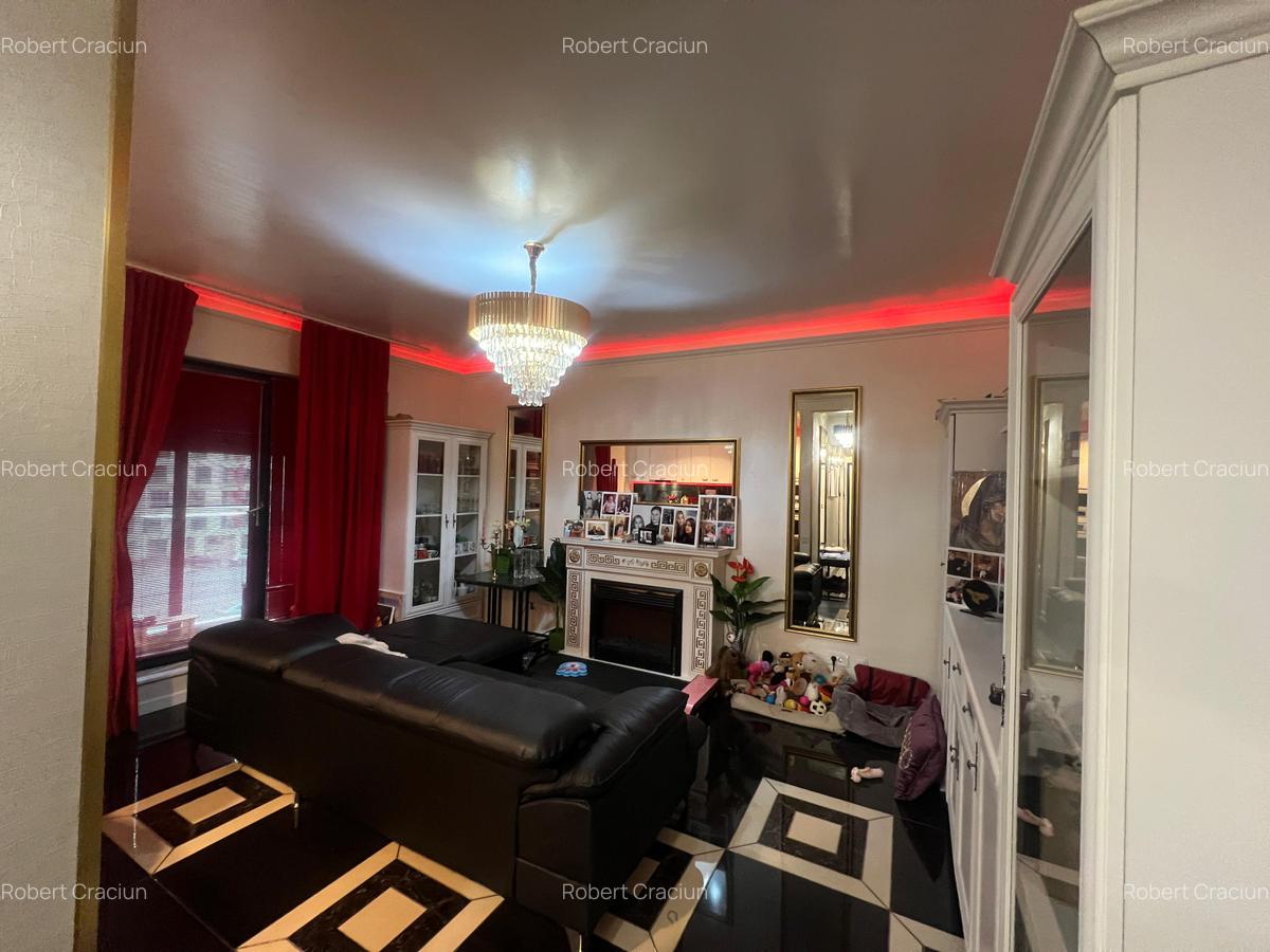 Vanzare Apartament cu 3 Cam | Mobilat / Utilat LUX - 2 Bai | 2 Loc Parcare | Box - 3