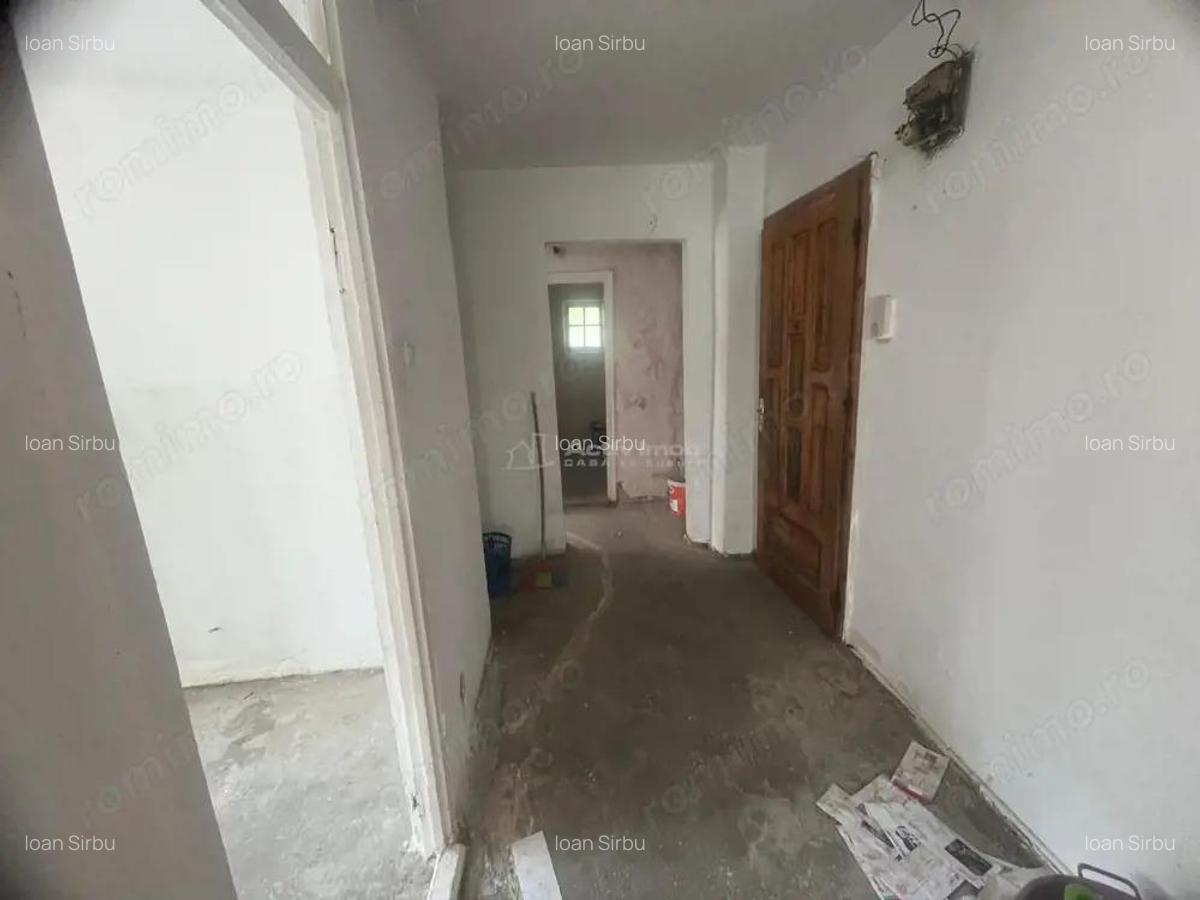 Caransebes, 2 Camere, Cf., 1, Dec., Zona Pipirig - 8