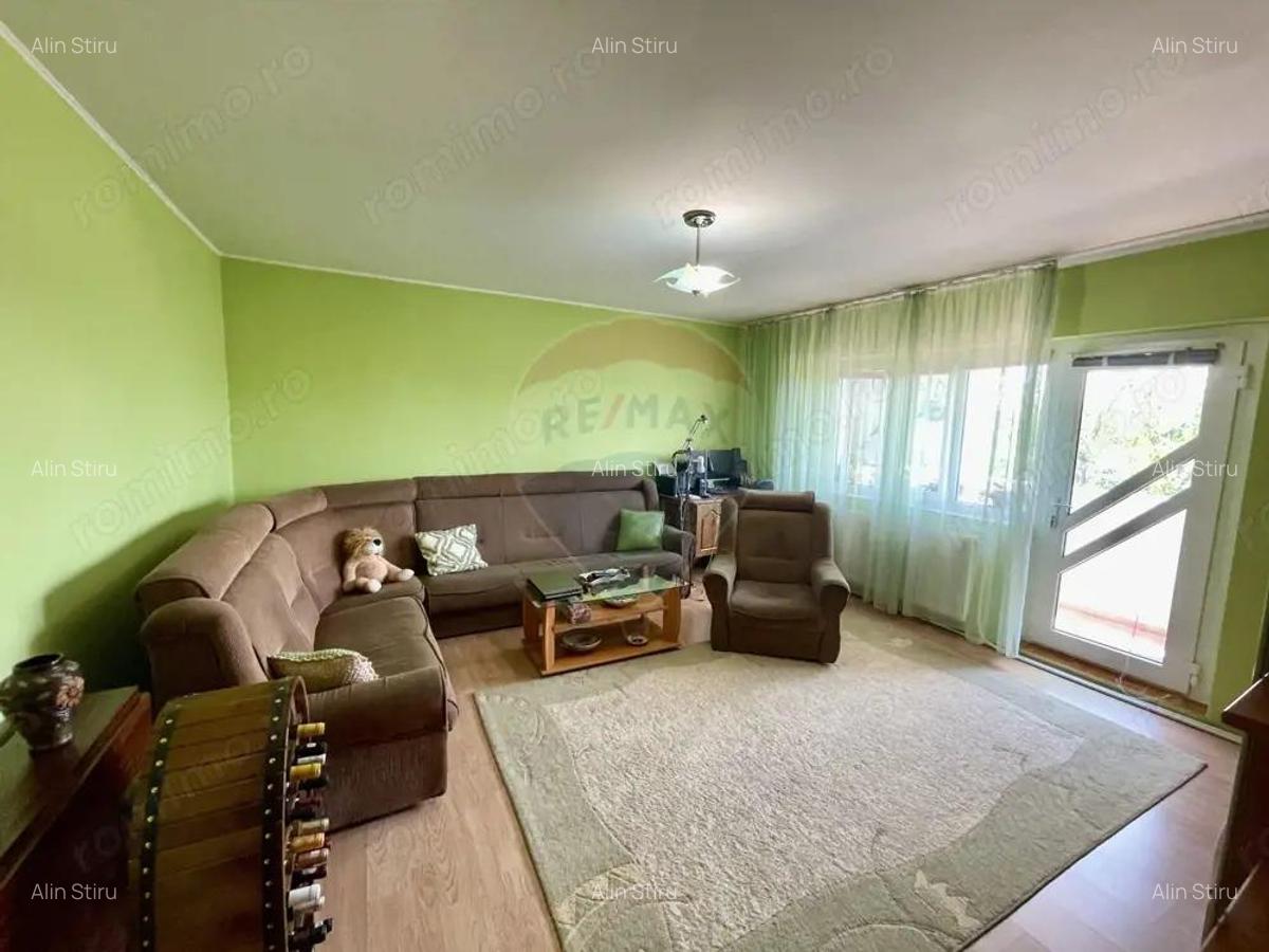 Apartament 3 camere Zona Poienita - 2