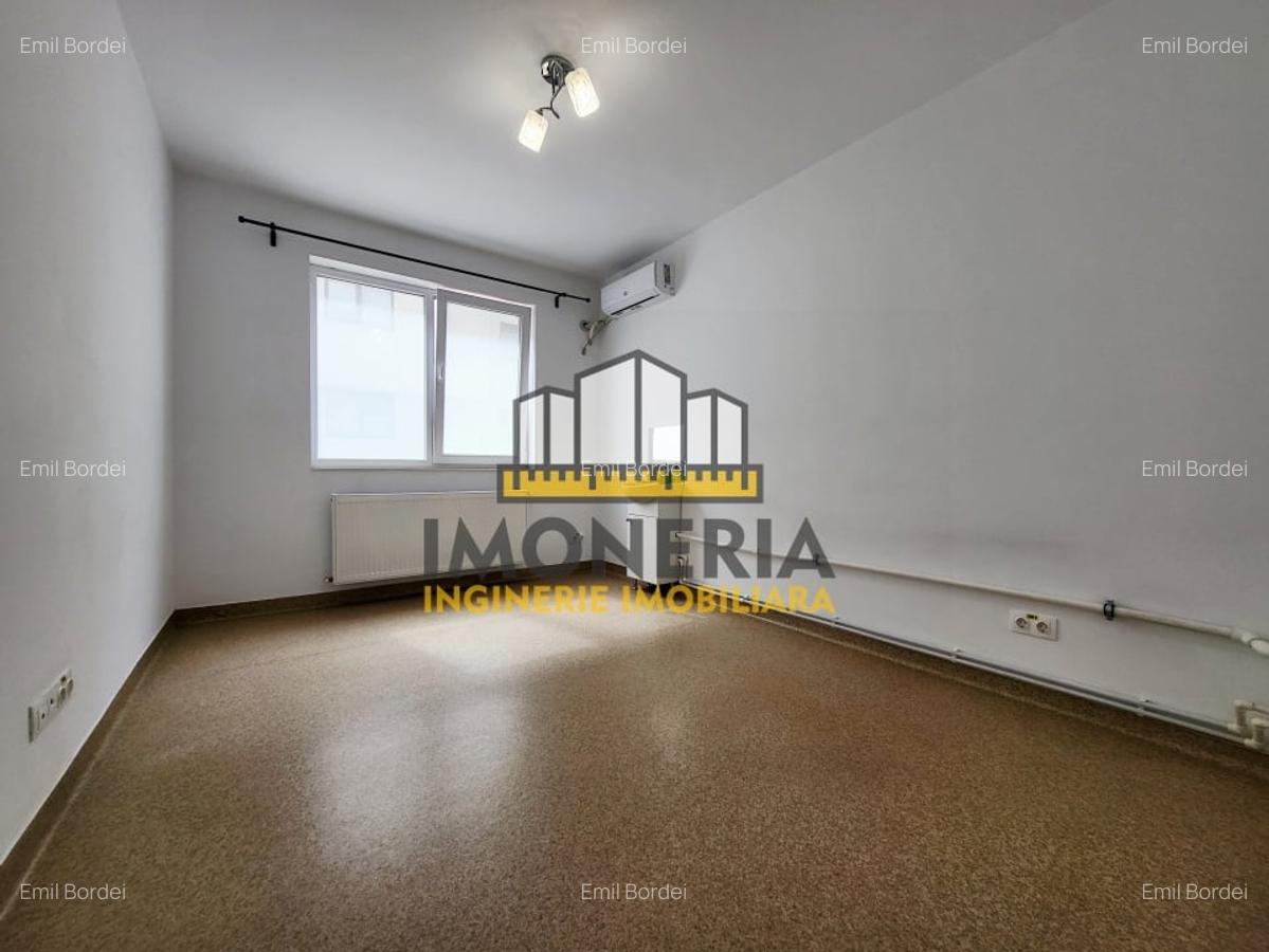 Apartament cu 3 camere decomandat, mobilat în Decebal - 8