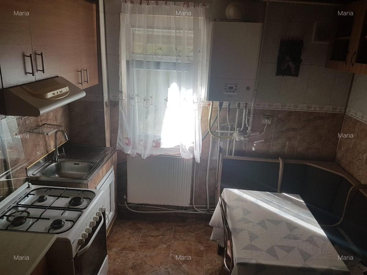 Apartament doua camere, mobilat si utilat, etaj unu, in Cornisa, langa Scoala 10 - 17