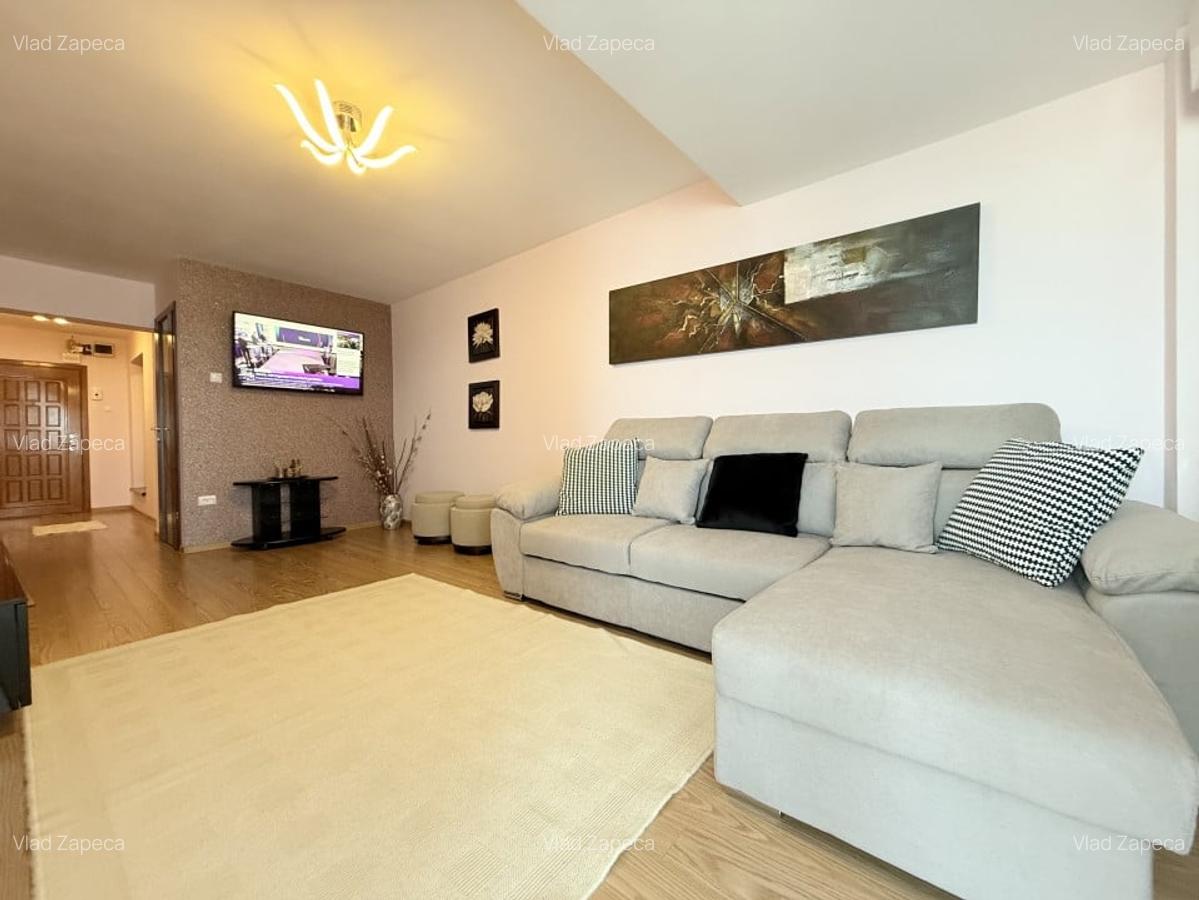 Apartament cu 3 camere in zona Faleza Nord cu vedere la mare - 2