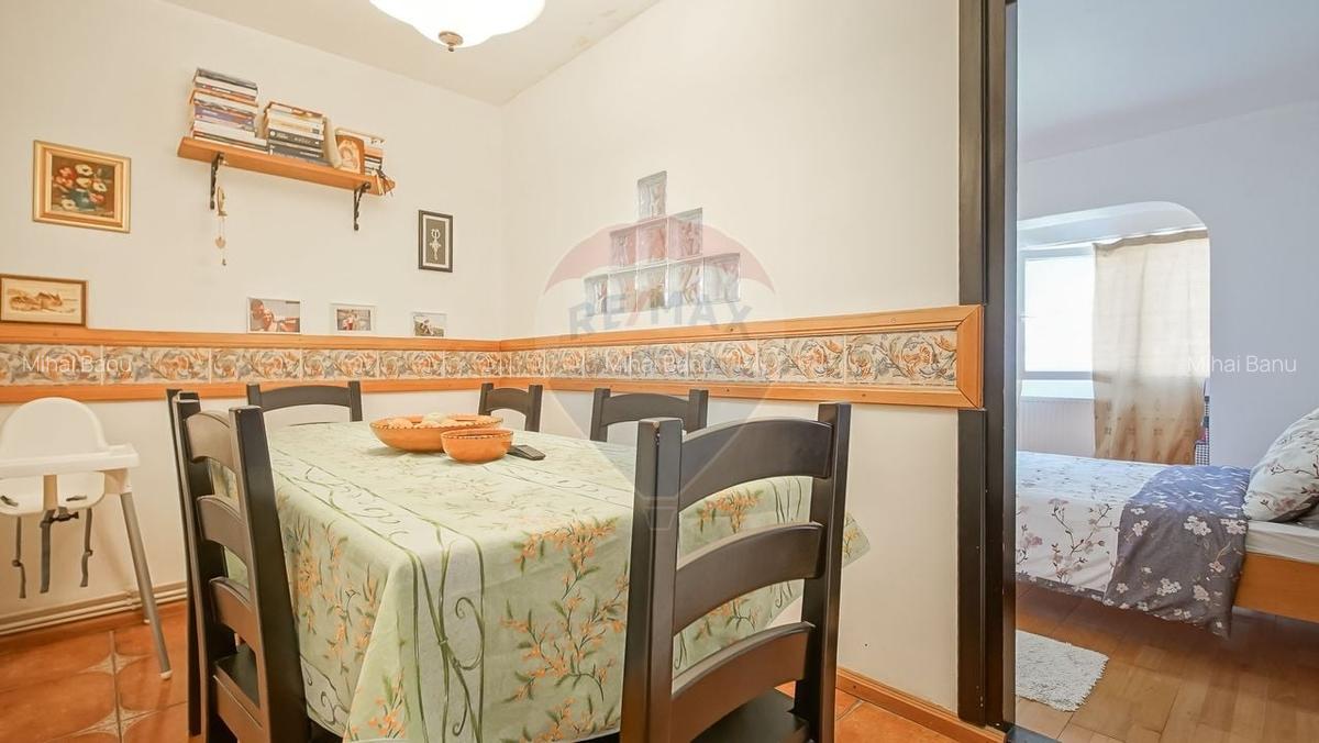 Apartament cu 4 camere decomandat, mobilat în Răcădău - 8