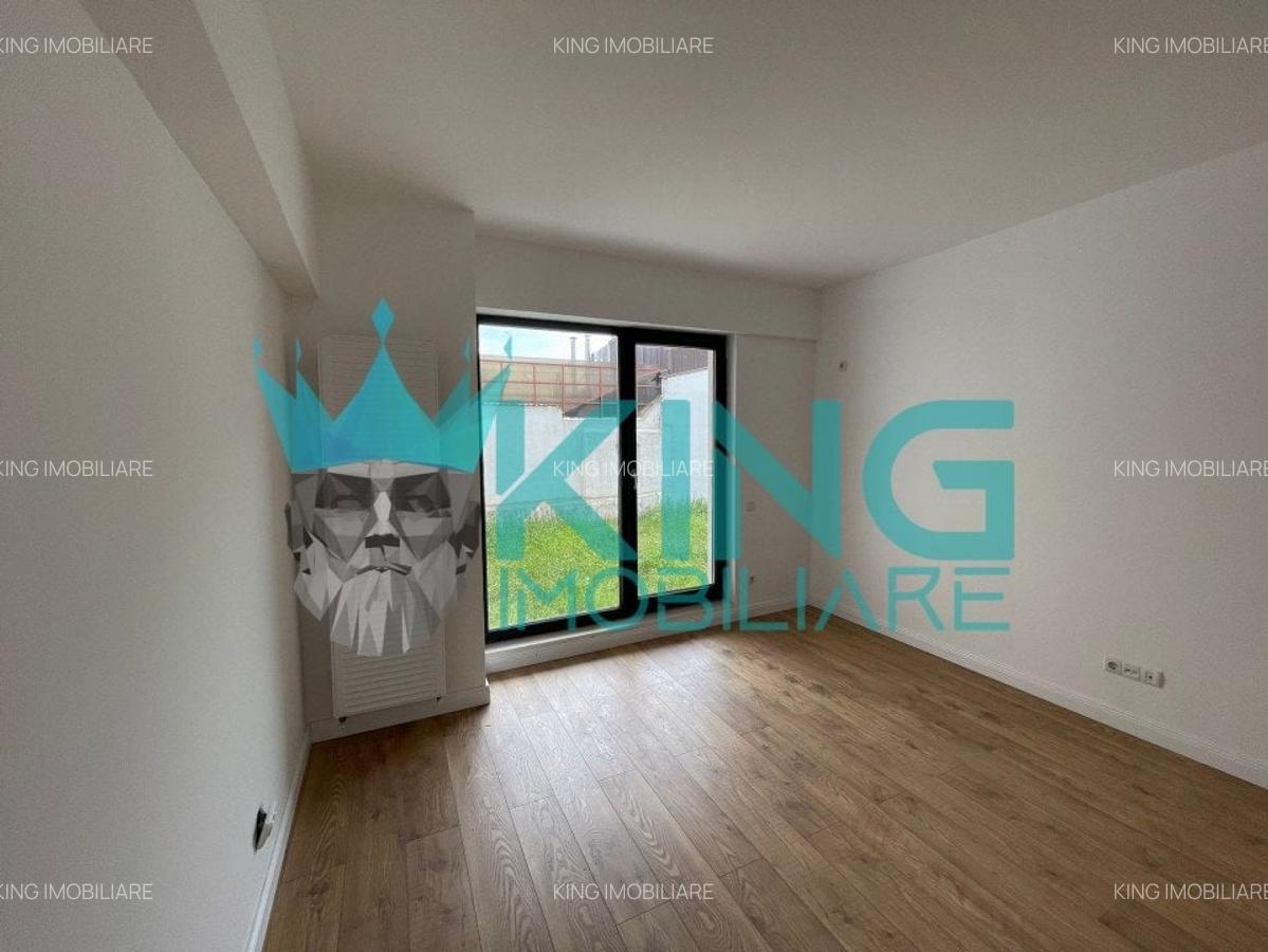 Apartament cu 3 camere decomandat în Andronache - 25